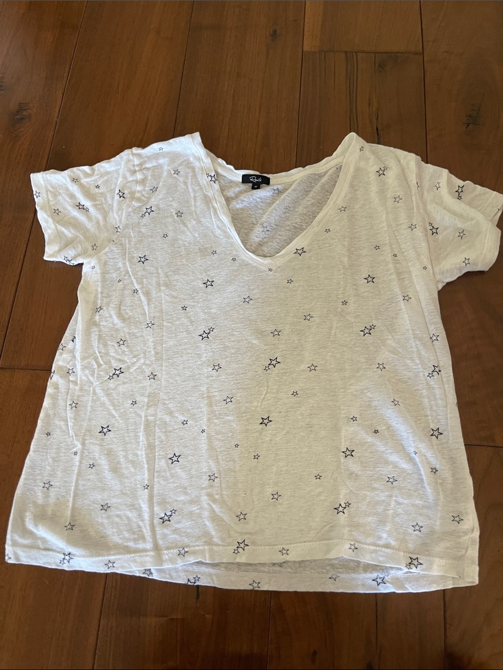 Rails White Star Print V-Neck Tee with Black Stars. Flaw noted in second image.